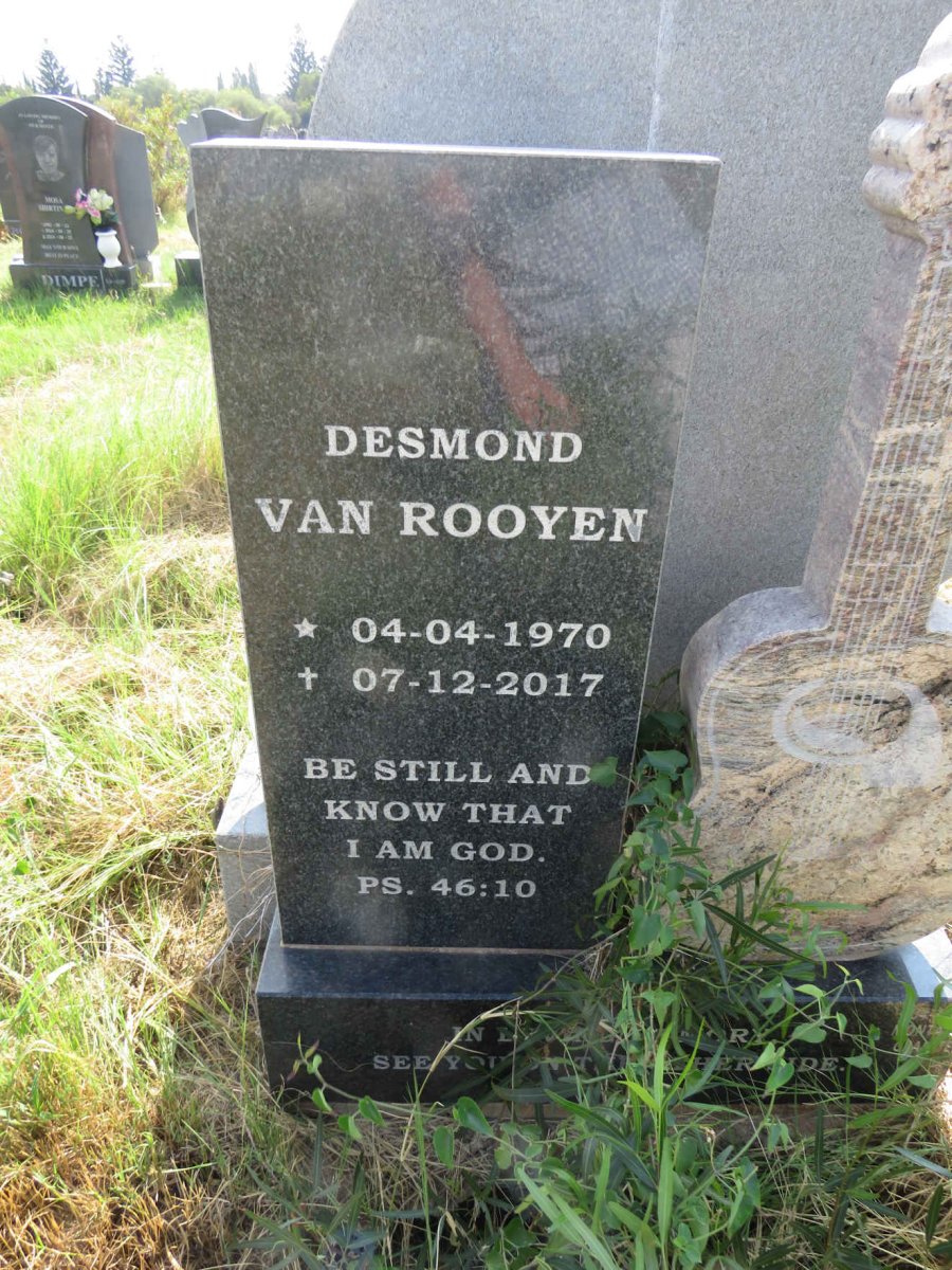 ROOYEN Desmond, van 1970-2017
