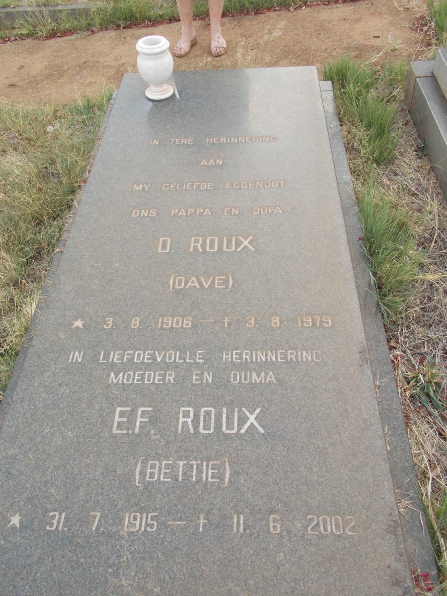 ROUX D. 1906-1979 &amp; E.F. 1915-2002