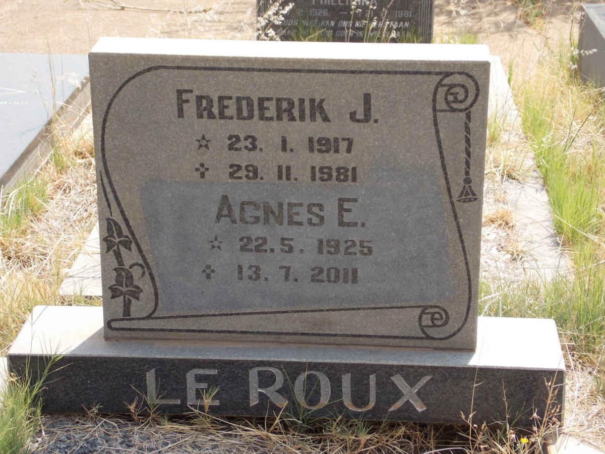 ROUX Frederik J., le 1917-1981 &amp; Agnes E. 1925-2011