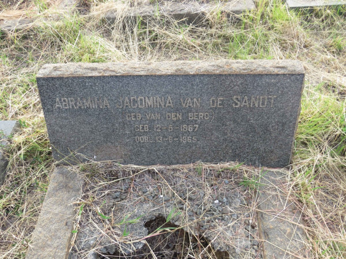 SANDT Abramina Jacomina, van der nee VAN DEN BERG 1887-1965