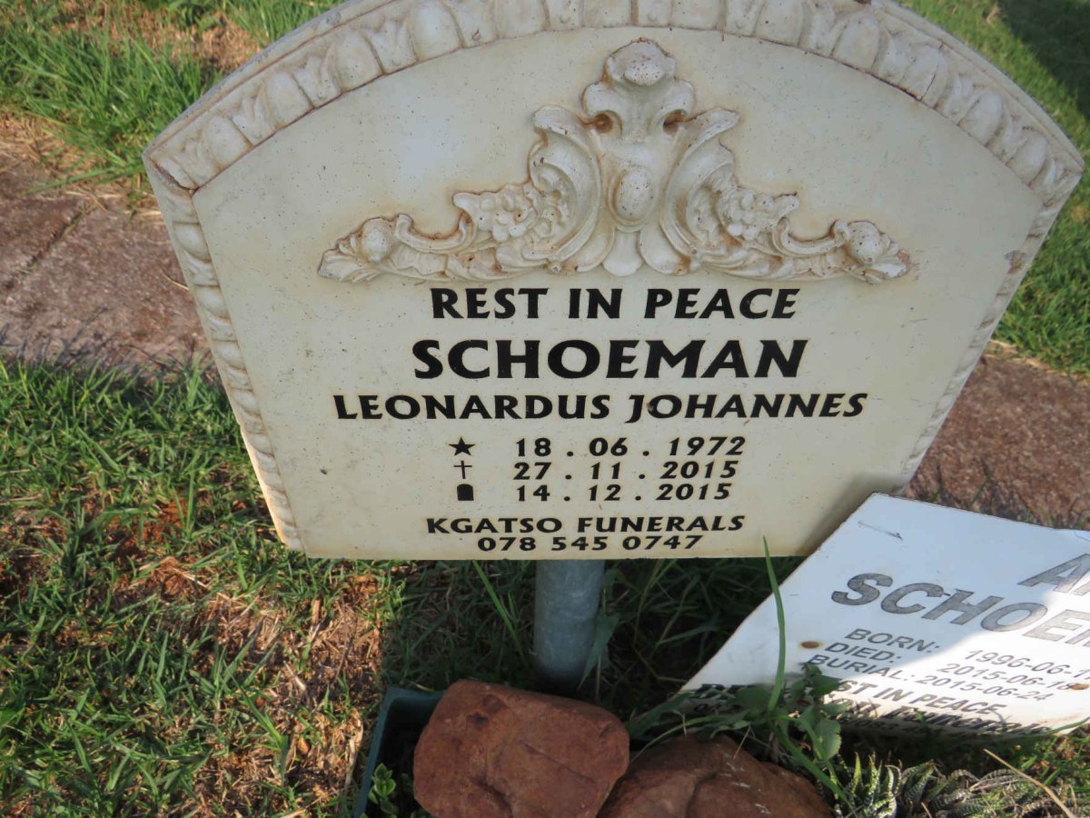SCHOEMAN Leonardus Johannes 1972-2015 :: SCHOEMAN Ane 1996-2015 _1
