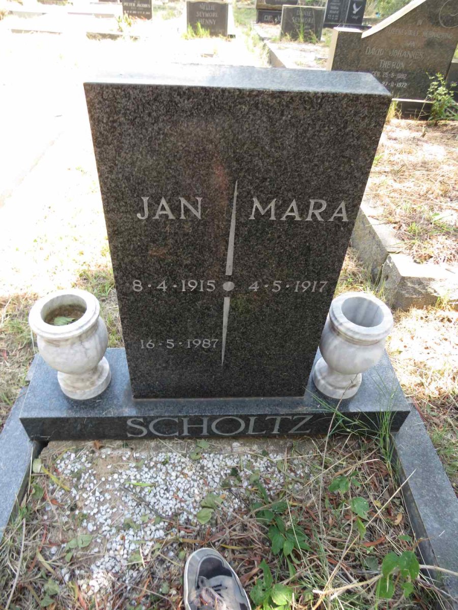 SCHOLTZ Jan 1915-1987 & Mara 1917- 