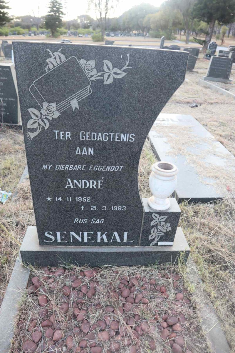 SENEKAL Andre 1952-1983