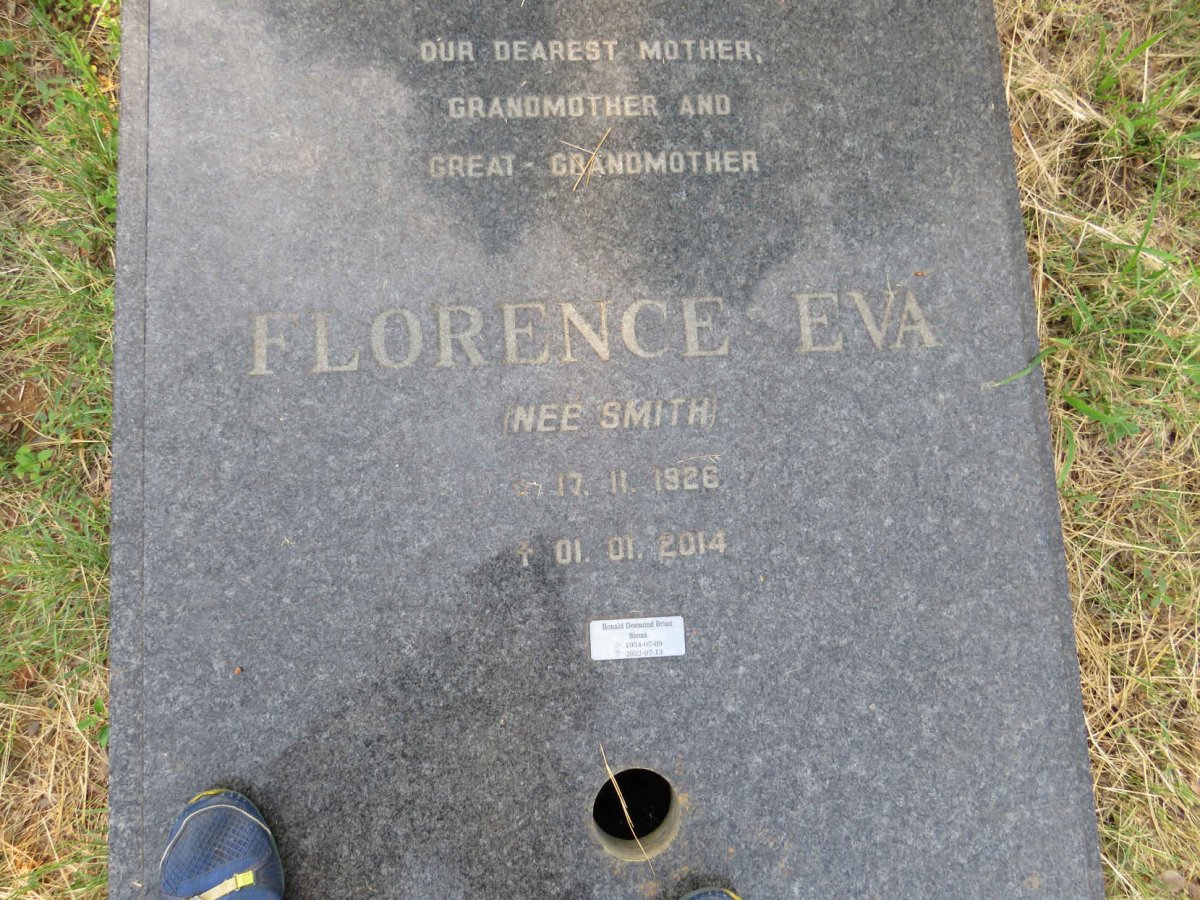 SIEMS Florence Eva nee SMITH 1926-2014 