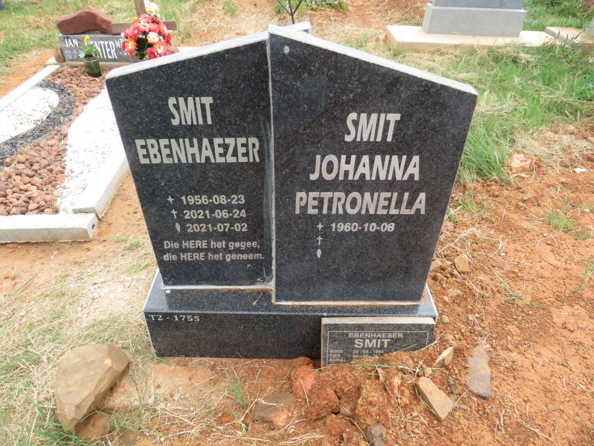 SMIT Ebenhaezer 1956-2021 & Johanna Petronella 1960-