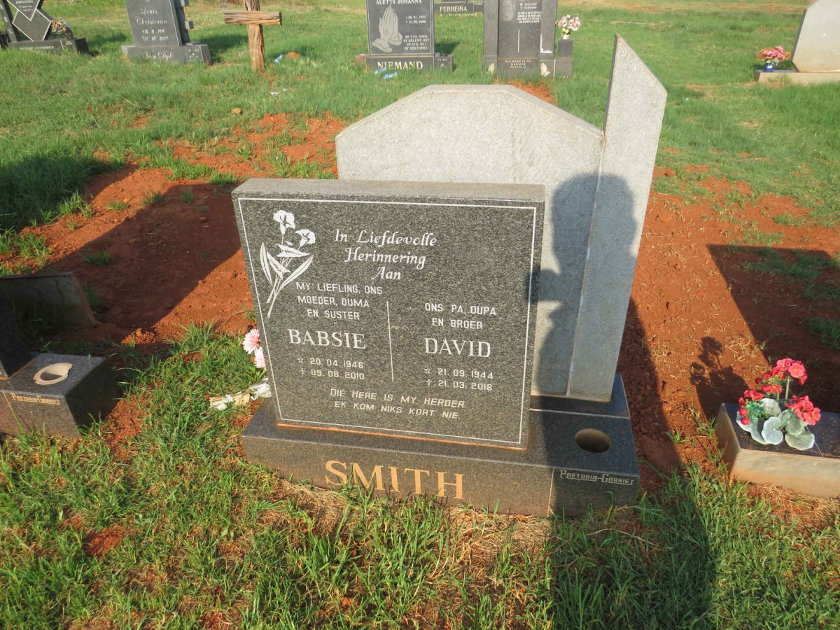 SMITH David 1944-2018 & Babsie 1946-2010