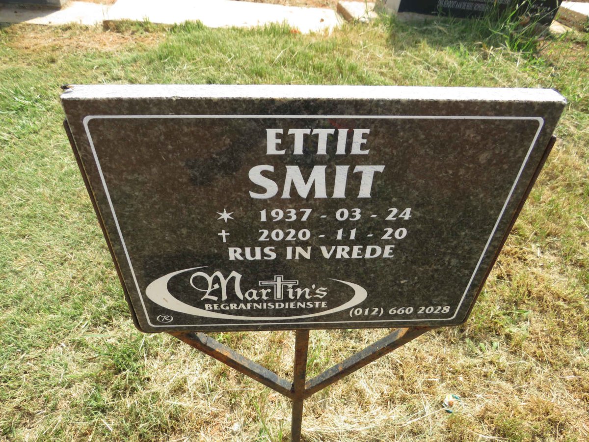 SMIT Ettie 1937-2020