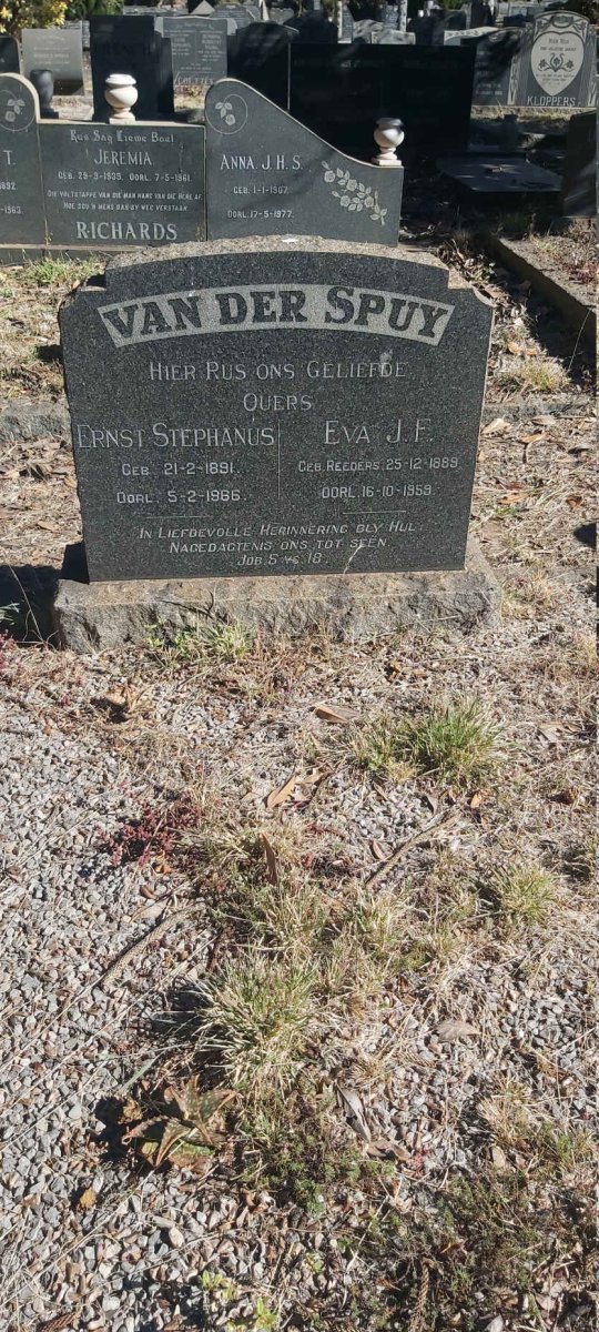 SPUY Ernst Stephanus, van der 1891-1966 &amp; Eva J.F. REEDERS 1889-1959