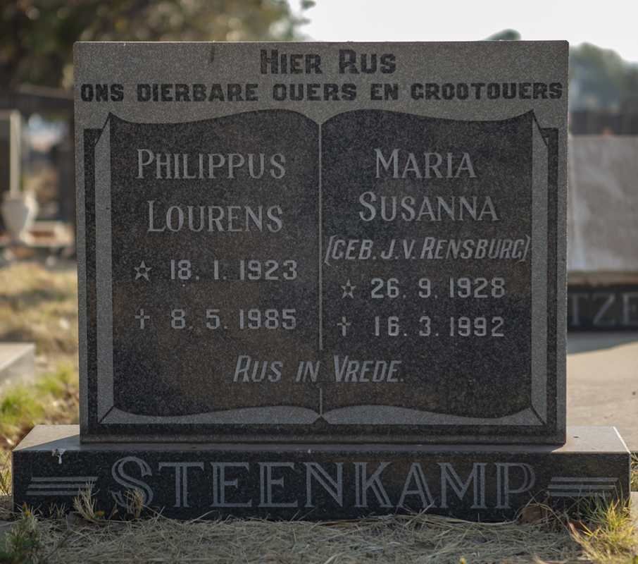 STEENKAMP Philippus Lourens 1923-1985 &amp; Maria Susanna J.V. RENSBURG 1928-1992