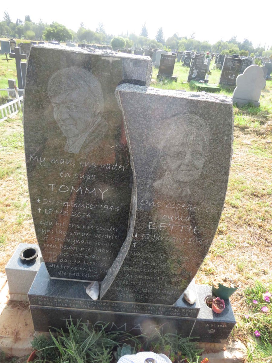 THOMAS Tommy 1944-2014 & Bettie 1949-