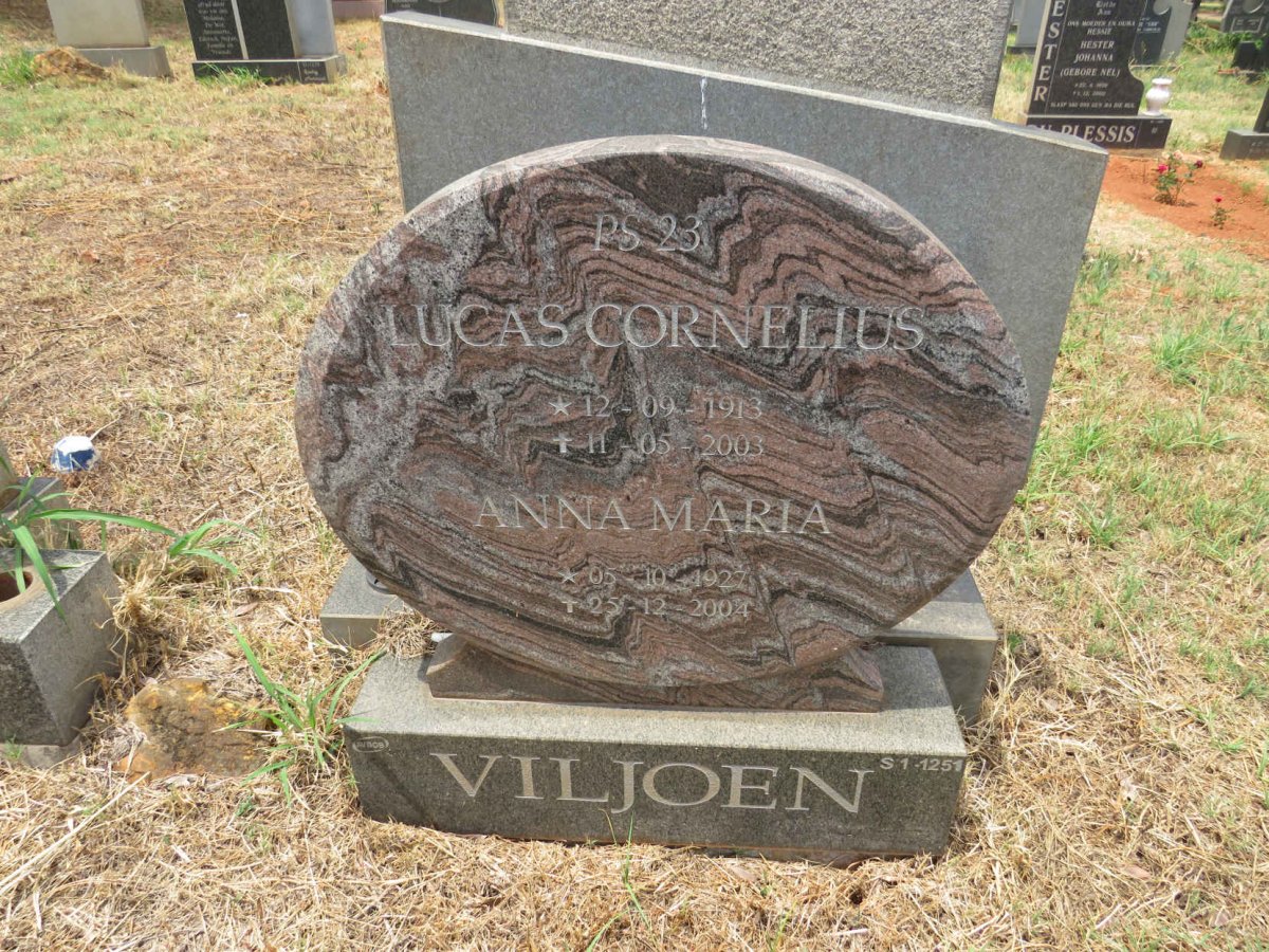 VILJOEN Lucas Cornelius 1913-2003 & Anna Maria 1927-2004