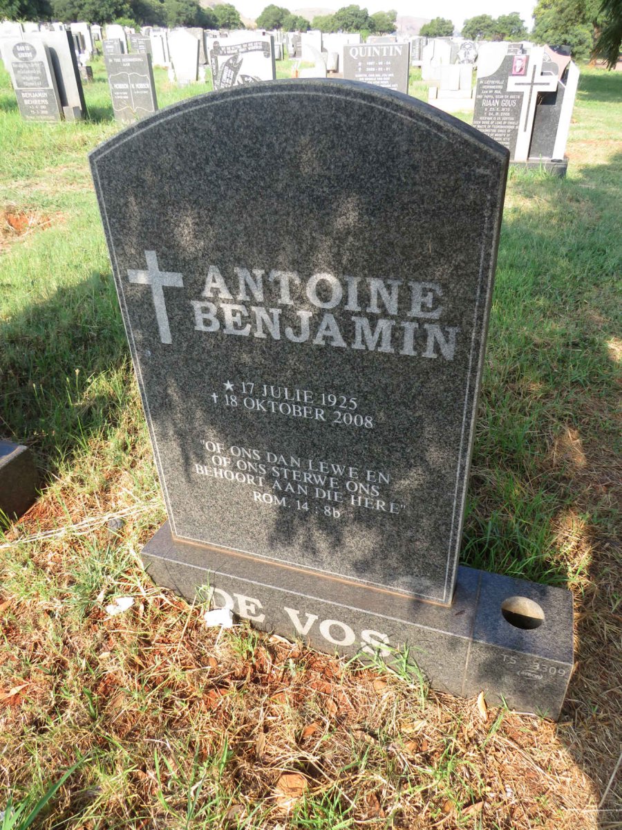 VOS Antoine Benjamin, de 1925-2008