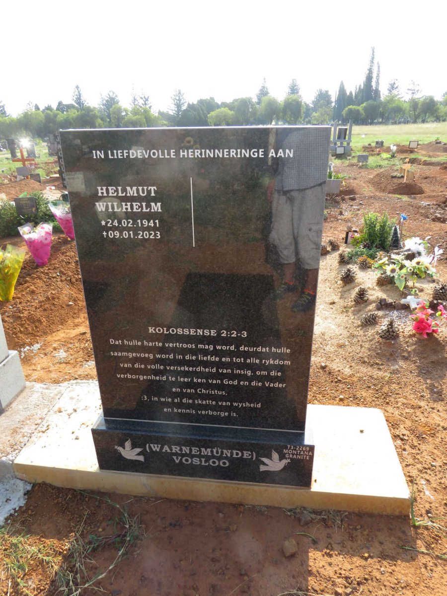 VOSLOO Helmut Wilhelm 1941-2023
