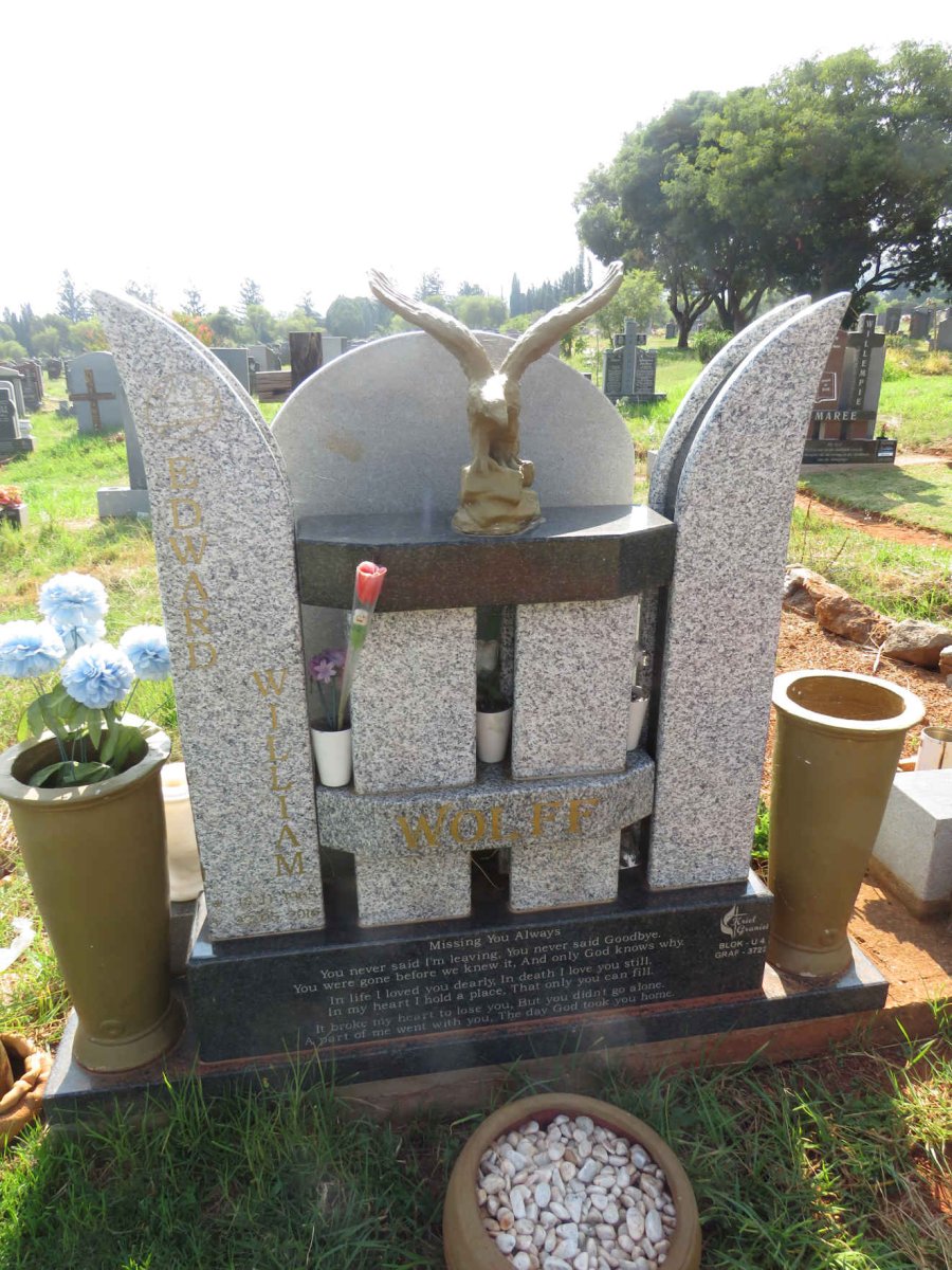 WOLFF Edward William 1965-2016 _1