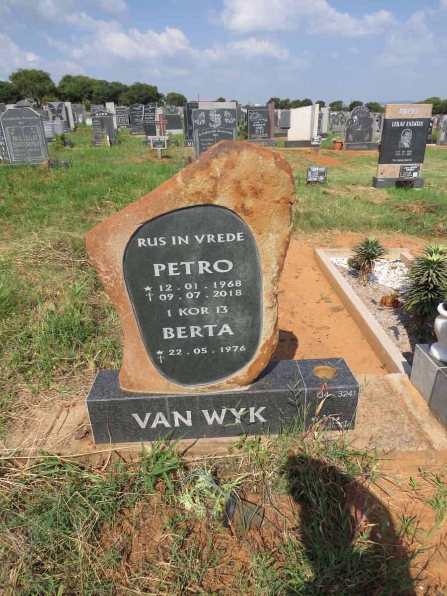 WYK Petro, van 1968-2018 :: VAN WYK Berta 1976- 