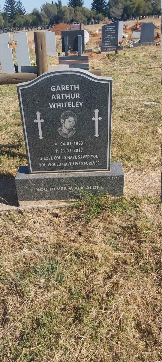 WHITELEY Gareth Arthur 1983-2017