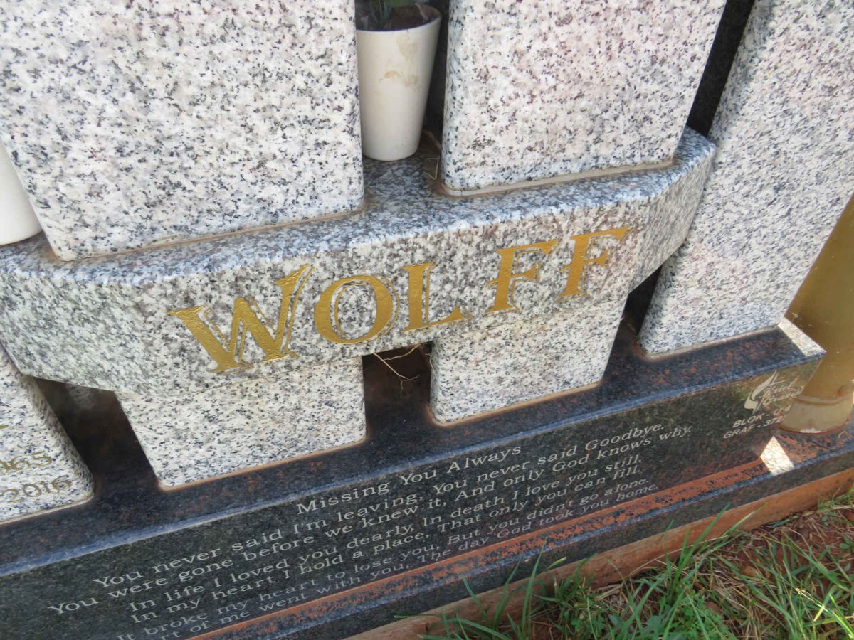 WOLFF Edward William 1965-2016 _2