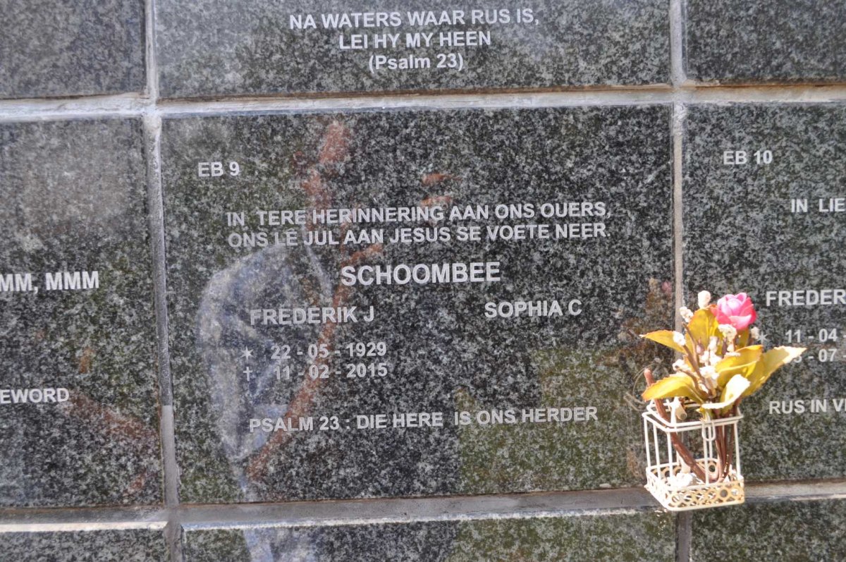 SCHOOMBEE Frederik J. 1929-2015 &amp; Sophia C.