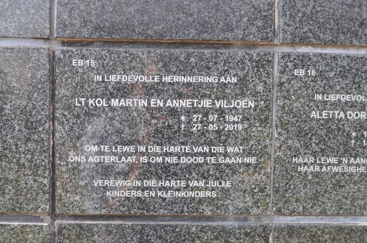VILJOEN Martin &amp; Annetjie 1947-2019