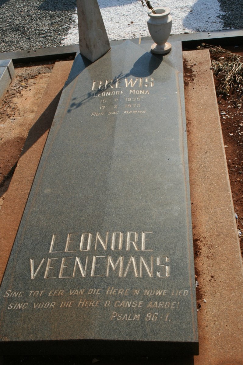 BREWIS Leonore Mona nee VEENEMANS 1935-1973