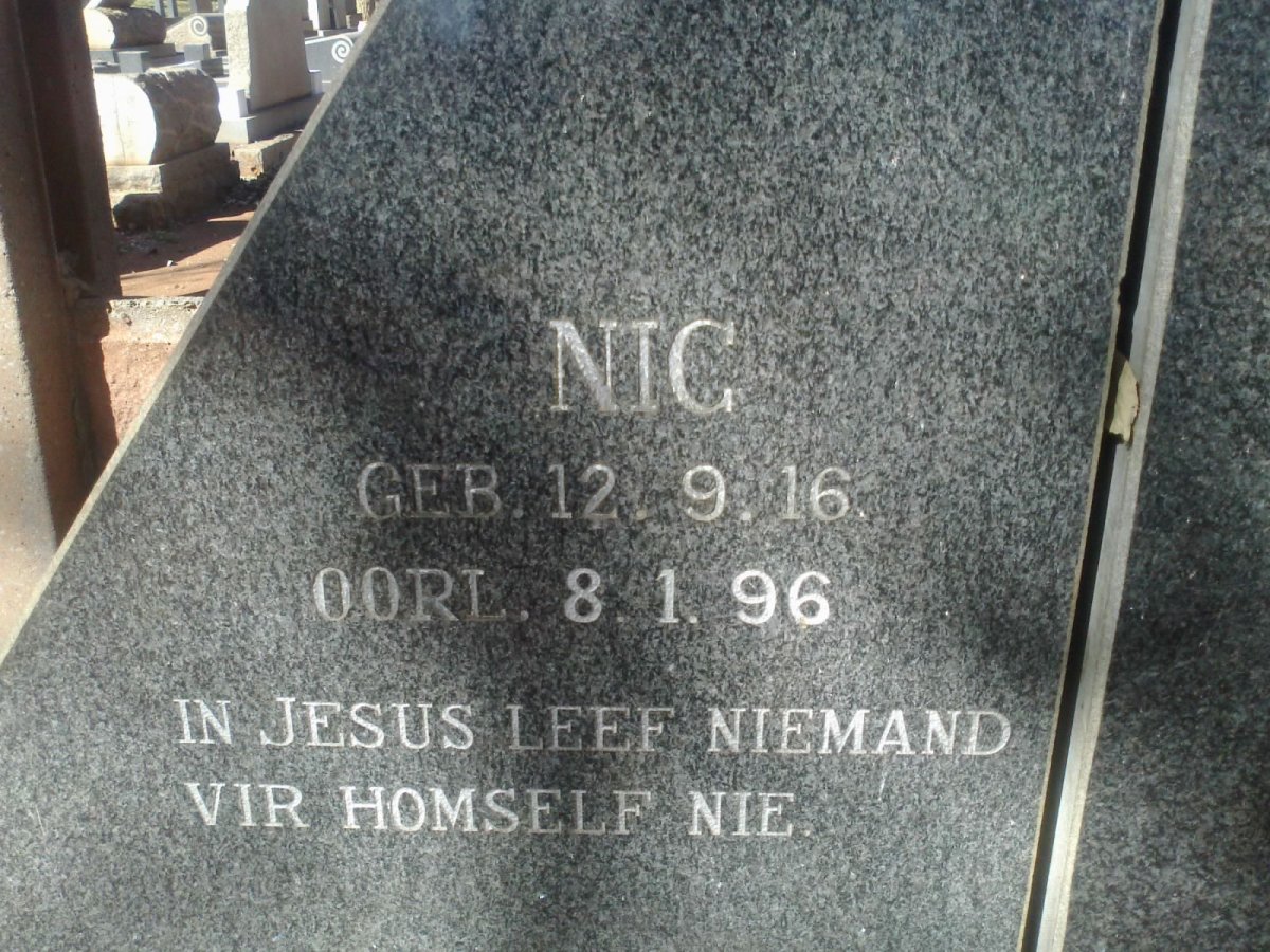 COETZEE Nic 1916-1996