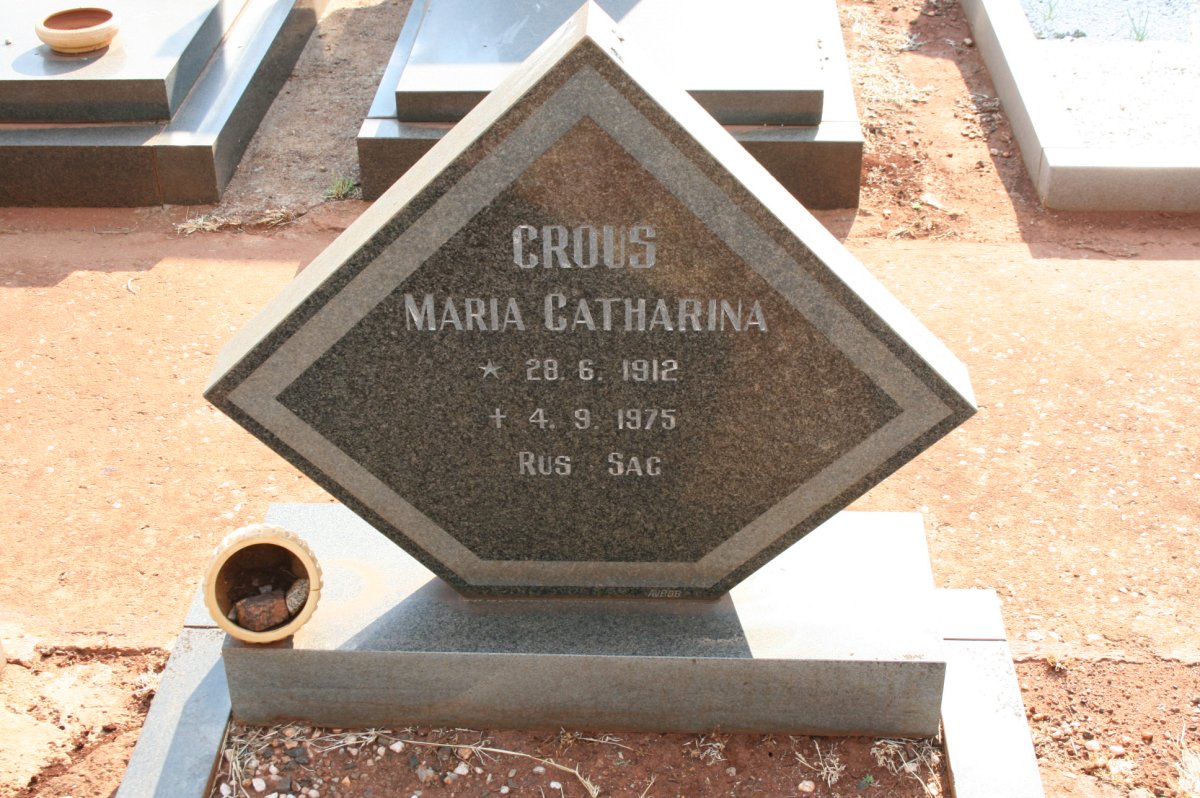 CROUS Maria Catharina 1912-1975