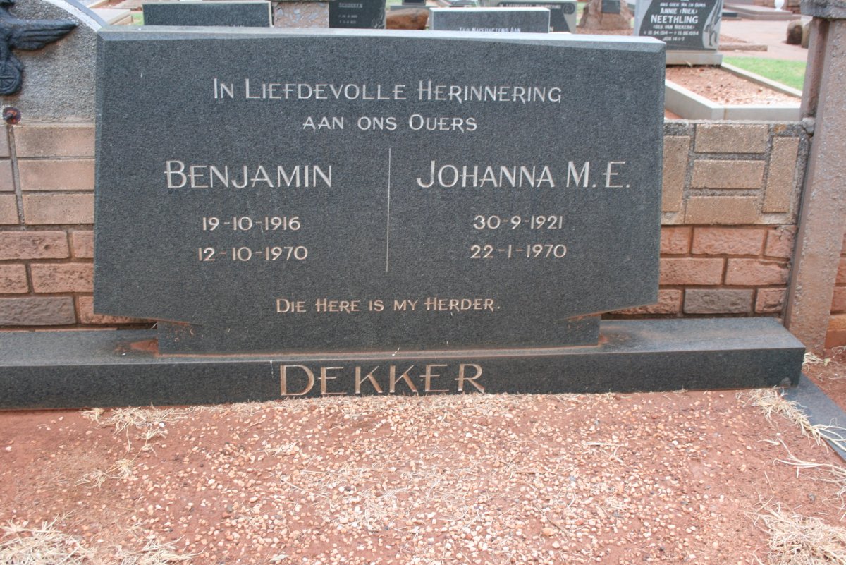 DEKKER Benjamin 1916-1970 &amp; Johanna M.E. 1921-1970