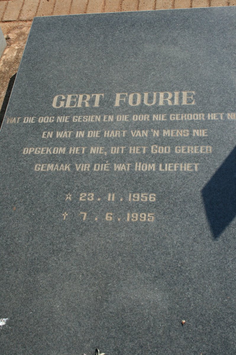 FOURIE Gert 1956-1995