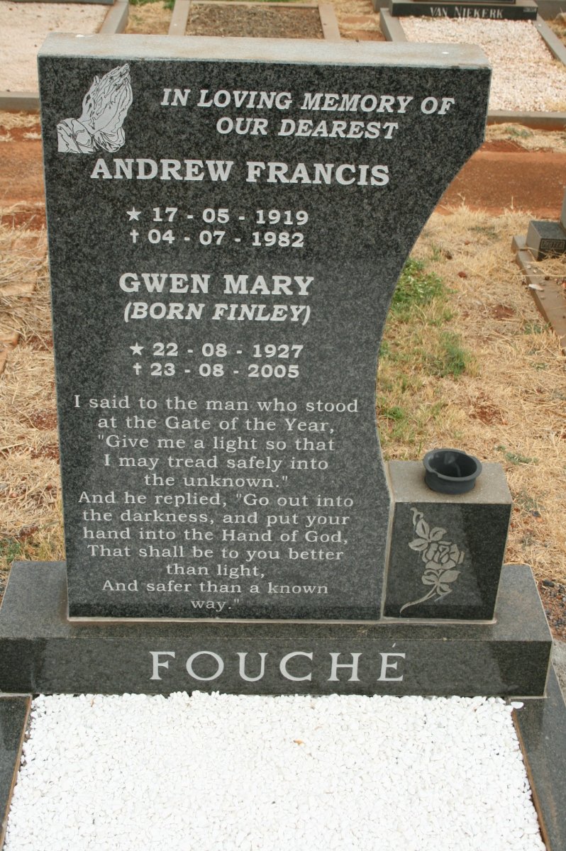 FOUCHÉ Gwen Mary nee FINLEY 1927-2005