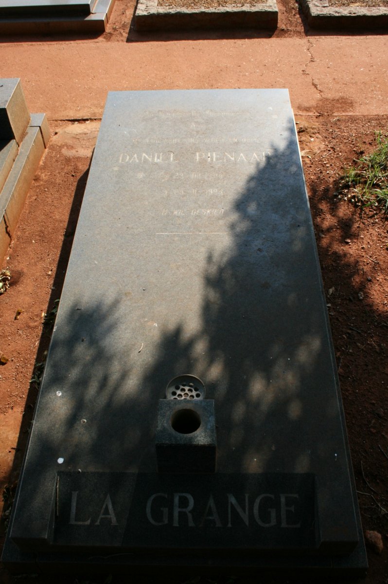 GRANGE Daniel Pienaar, La