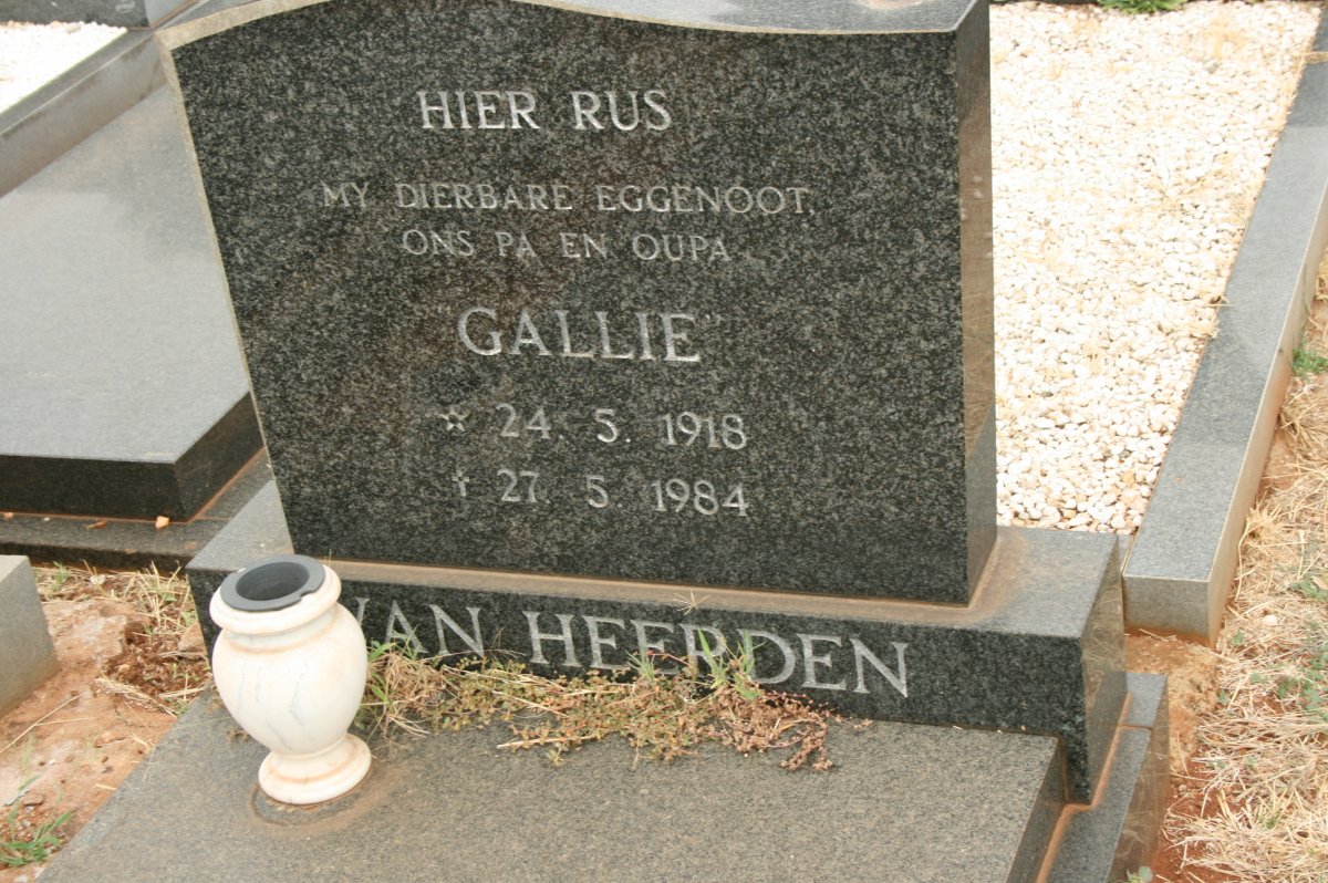 HEERDEN Gallie, van 1918-1984