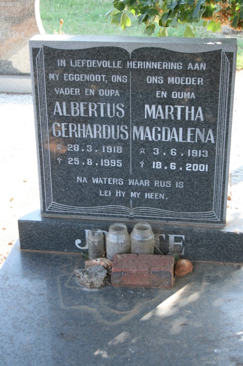 JOOSTE Albertus Gerhardus 1918-1995 &amp; Martha Magdalena 1913-2001