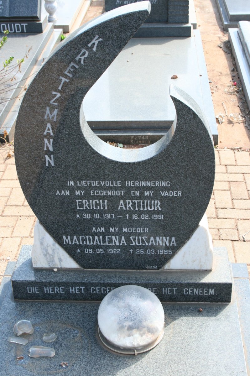 KRETZMANN Erich Arthur 1917-1991 &amp; Magdalena Susanna 1922-1995