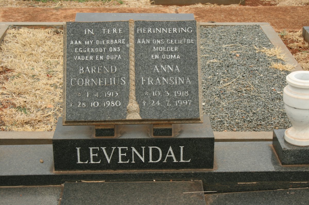 LEVENDAL Barend Cornelius 1913-1980 &amp; Anna Fransina 1918-1997