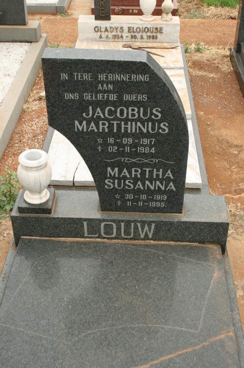 LOUW Jacobus Marthinus 1917-1984 Martha Susanna 1919-1995