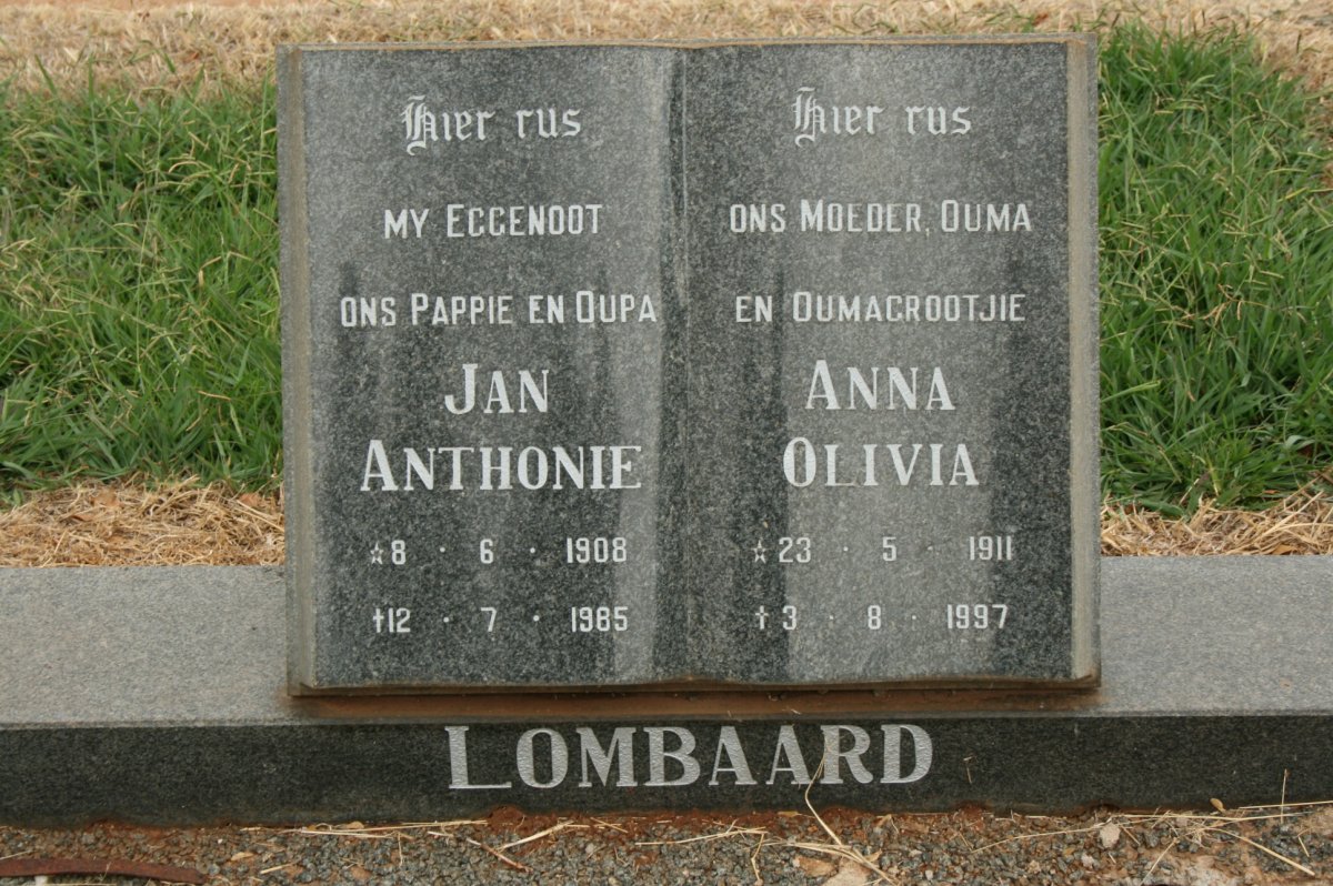 LOMBAARD Jan Anthonie 1908-1985 &amp; Anna Olivia 1911-1997
