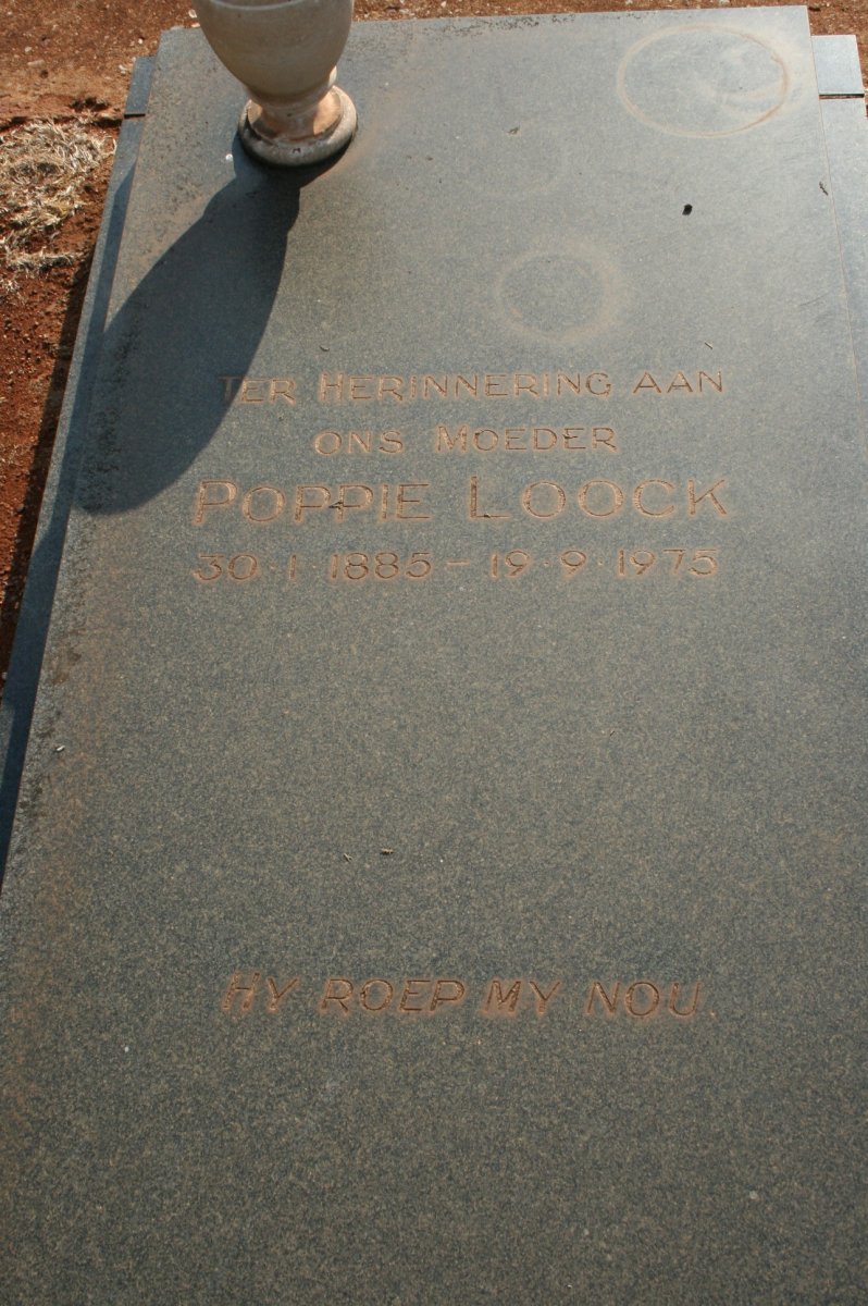 LOOCK Poppie 1885-1975