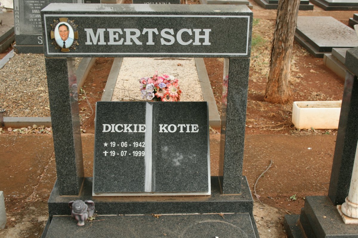 MERTSCH Dickie 1942-1999 &amp; Kotie