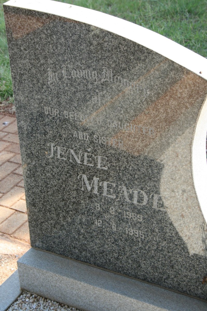 MEADE Jenée 1989-1995