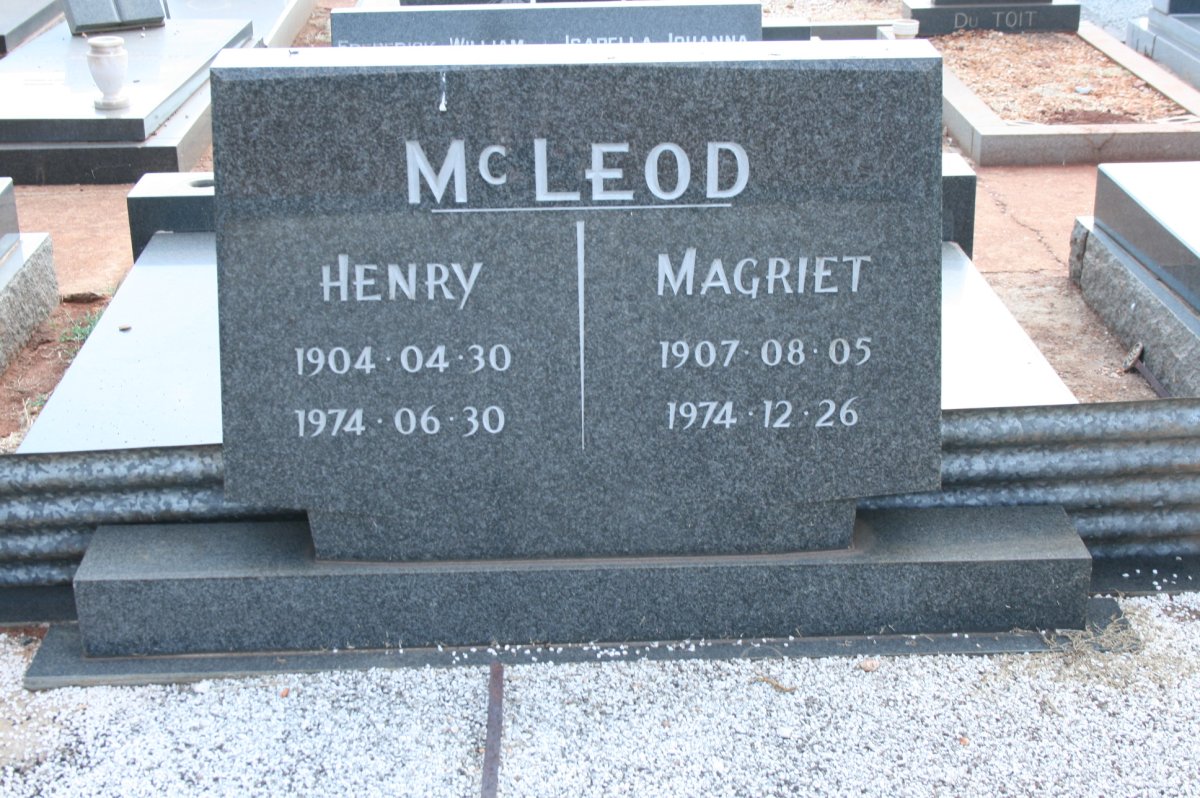 McLEOD Henry 1904-1974 &amp; Magriet 1907-1974