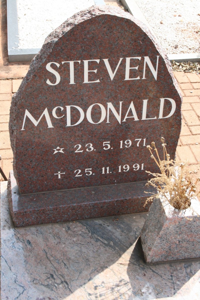 McDONALD Steven 1971-1991