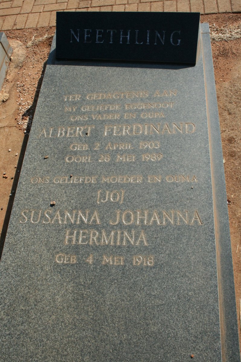 NEETHLING Albert Ferdinand 1903-1989 &amp; Susanna Johanna Hermina 1918-