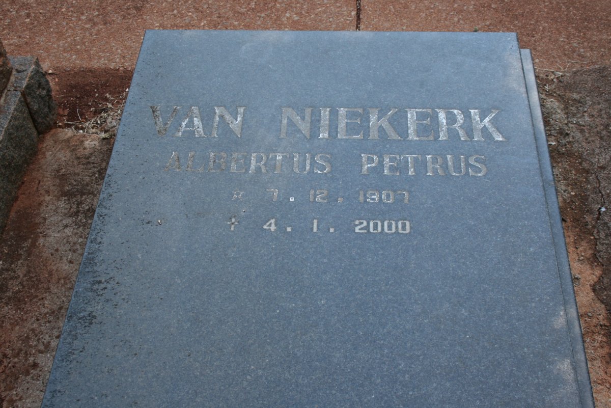 NIEKERK, Albertus Petrus 1907-2000