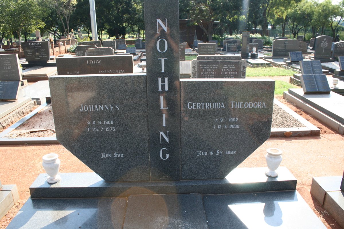 NOTHLING Johannes 1908-1973 &amp; Gertruida Theodora 1902-2000
