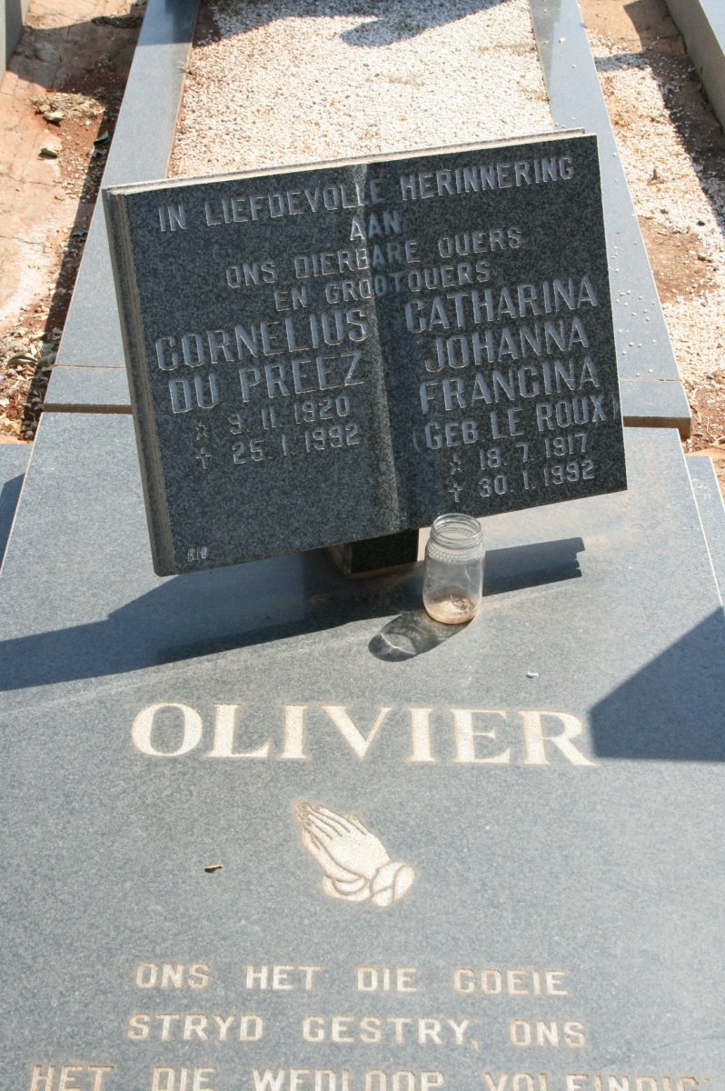 OLIVIER Cornelius Du Preez 1920-1992 &amp; Catharina Johanna Francina LE ROUX 1917-1992
