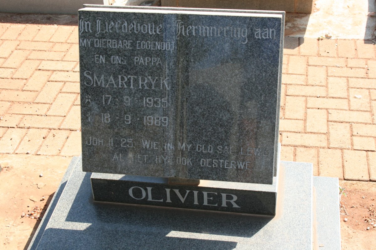 OLIVIER Smartryk 1935-1989