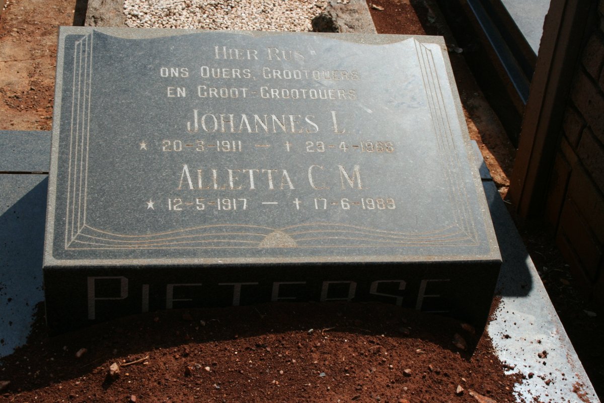 PIETERSE Johannes I. 1911-1968 &amp; Alletta C.M. 1917-1989