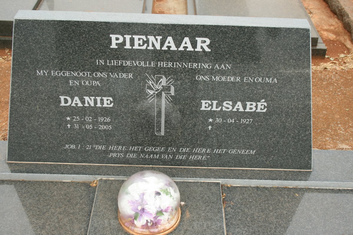 PIENAAR Danie 1926-2005 &amp; Elsabé 1927-