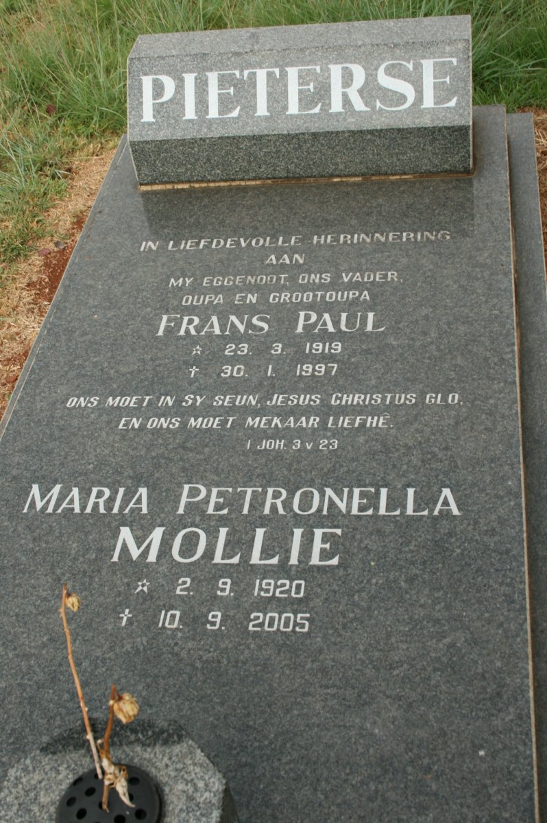 PIETERSE Frans Paul 1919-1997 &amp; Maria Petronella 1920-2005