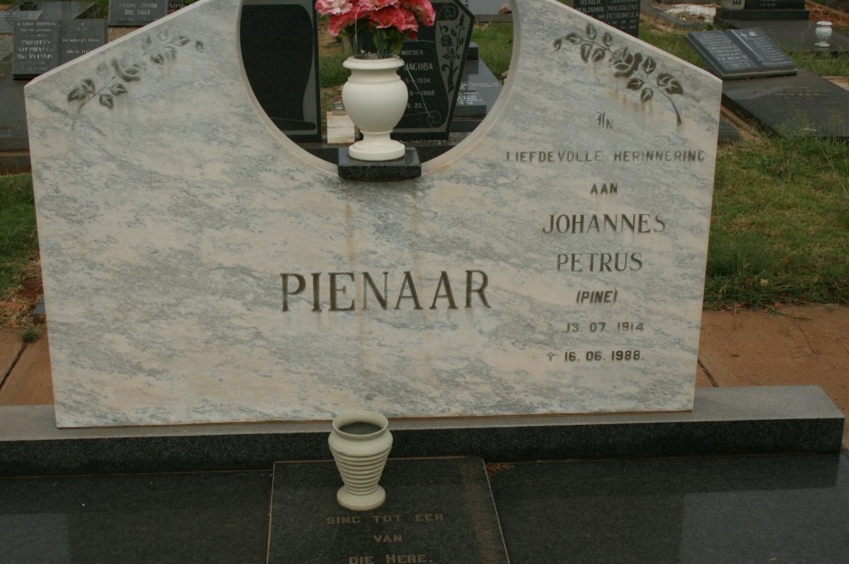 PIENAAR Johannes Petrus 1914-1988